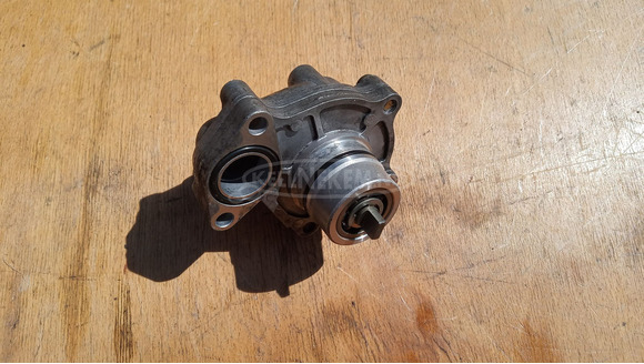 Suzuki Burgman 250 - 400 vízpumpa - 3/7