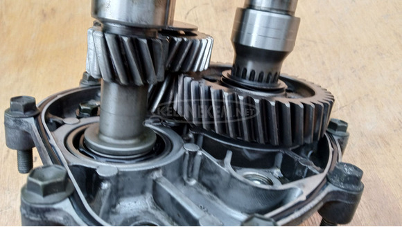 Suzuki Burgman 400 végáttétel - 5/10