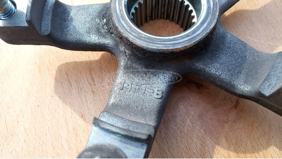 Suzuki Burgman 250 - 400 hátsó kerékagy - 5/6