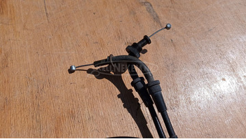 Suzuki Burgman 400 gázbovden