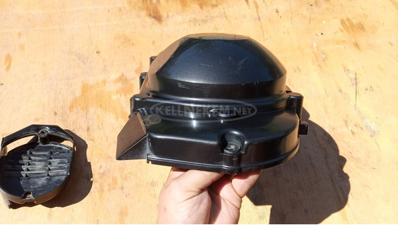 Suzuki Burgman 400 kuplung fedél burkolat