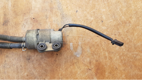 Suzuki Burgman 250 - 400 benzinpumpa - 2/9