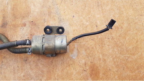 Suzuki Burgman 250 - 400 benzinpumpa - 7/9