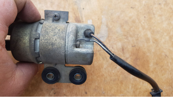 Suzuki Burgman 250 - 400 benzinpumpa - 9/9