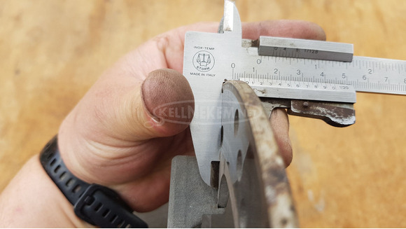 Suzuki Burgman 250 - 400 hátsó féktárcsa - 8/10