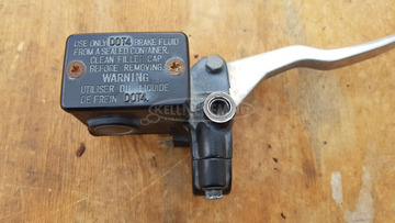 Suzuki Burgman 250 - 400 főfékhenger jobbos