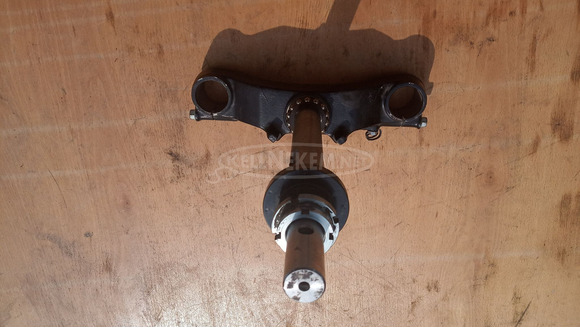 Suzuki Burgman 400 T szár kormányszár kormányoszlop - 7/9