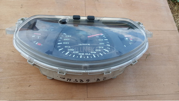 Suzuki Burgman 250 - 400 km óra műszerfal