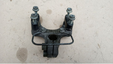 Suzuki Burgman 250 - 400 kormánytartó konzol