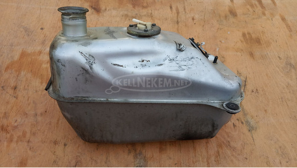 Suzuki Burgman 250 - 400 üzemanyag tank - 3/10