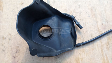 Suzuki Burgman 250 - 400 üzemanyag tálca