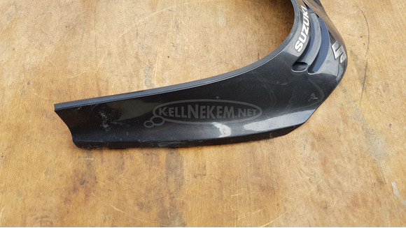 Suzuki Burgman 250 - 400 első idom betét sérült - 3/7