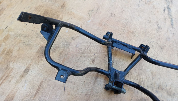 Suzuki Burgman 250 - 400 első idom tartó konzol - 5/8