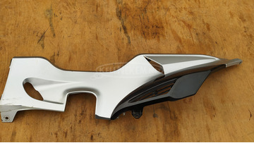 Suzuki Burgman 250 - 400 taposó alatti idom balos