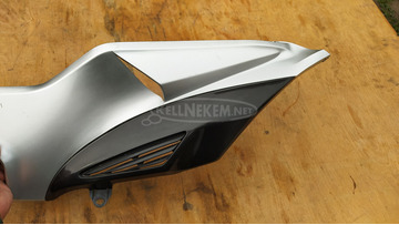 Suzuki Burgman 250 - 400 taposó alatti idom balos