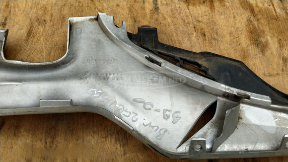 Suzuki Burgman 250 - 400 taposó alatti idom balos - 6/9