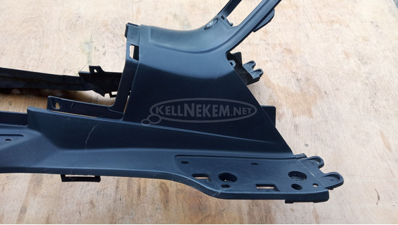 Suzuki Burgman 250 - 400 taposó - 5/9