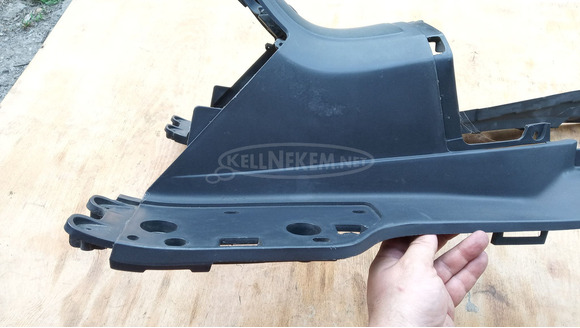 Suzuki Burgman 250 - 400 taposó - 7/9