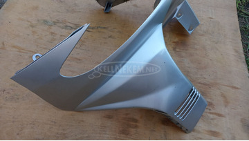 Suzuki Burgman 250 - 400 első idom 2