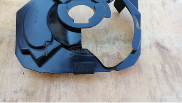 Suzuki Burgman 400 első villa körüli idom