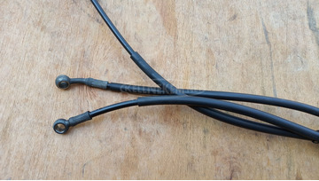 Malaguti Madison K 400 első fékcső