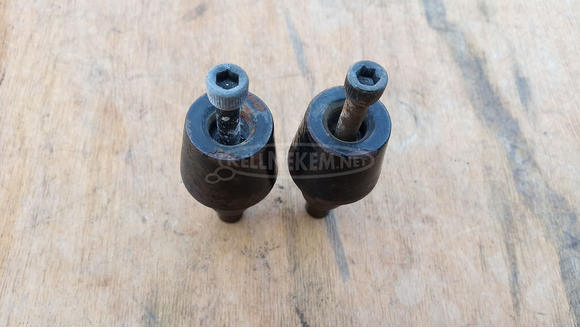 Malaguti Madison K 400 kormánysúly - 4/4