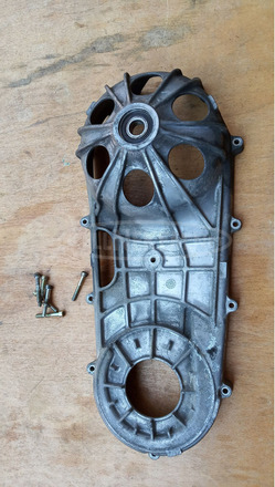 Malaguti Madison K 400 kuplung fedél - 1/7