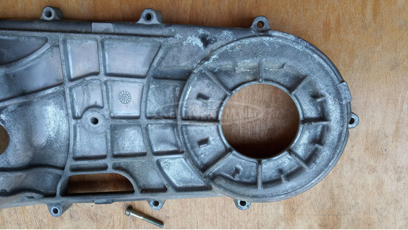 Malaguti Madison K 400 kuplung fedél - 2/7