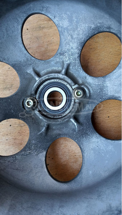 Malaguti Madison K 400 kuplung fedél - 6/7