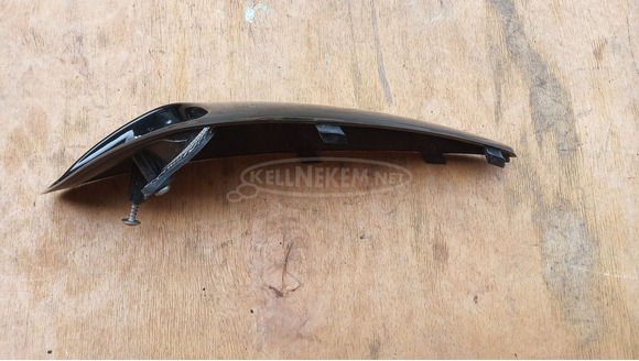 Malaguti Madison K 400 első idomra műanyag balos - 3/6