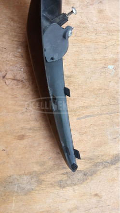 Malaguti Madison K 400 első idomra műanyag balos - 5/6