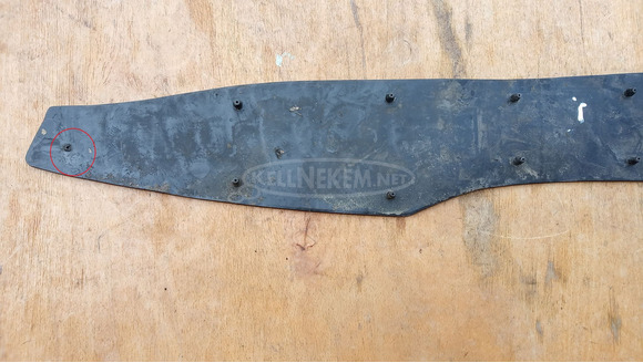 Malaguti Madison K 400 gumiszőnyeg jobbos sérült - 5/6