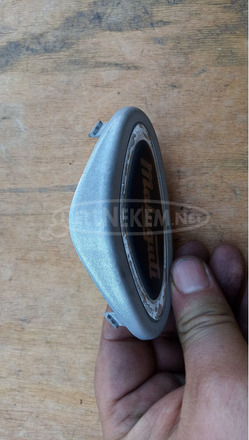 Malaguti Madison K 400 kormányidom közép - 4/5