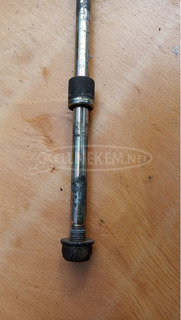 Kymco Grand Dink 250 első keréktengely