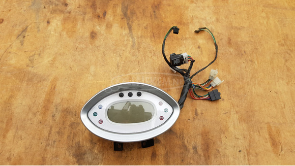 Kymco Grand Dink 250 km óra - 2/10