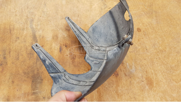 Kymco Grand Dink 250 hátsó kerék feletti műanyag - 6/6