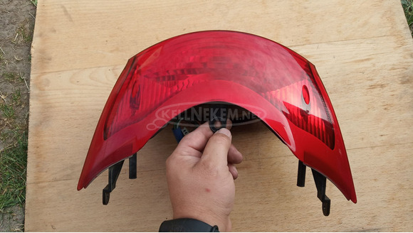 Kymco Grand Dink 50 - 250 hátsó lámpa - 10/10