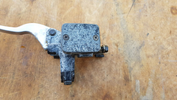 Kymco Grand Dink 250 főfékhenger balos