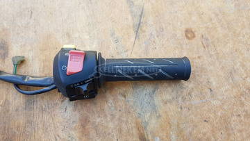 Kymco Grand Dink 250 kormánykapcsoló jobbos