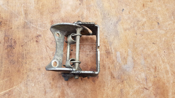 Kymco Grand Dink 125 - 250 ülés zsanér