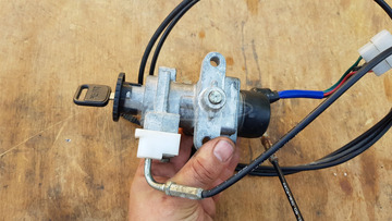 Kymco Grand Dink 125 - 250 gyújtáskapcsoló