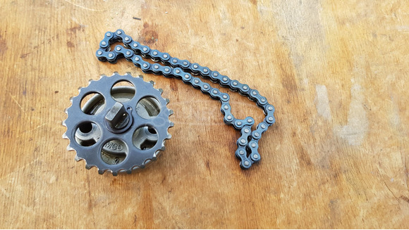 Kymco Grand Dink 250 olajpumpa - 1/4