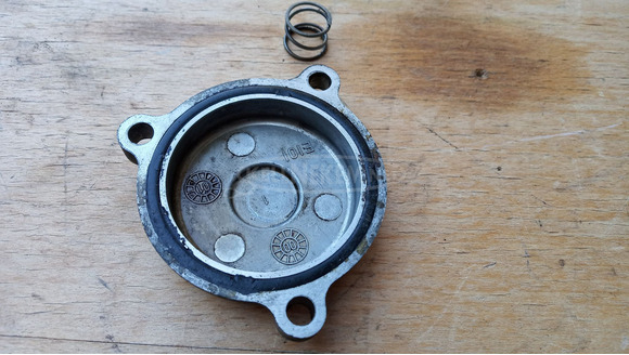 Kymco Grand Dink 125 - 150 olajszűrő fedél - 4/4
