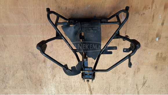 Kymco Grand Dink 125 - 150 első idomtartó konzol - 7/10