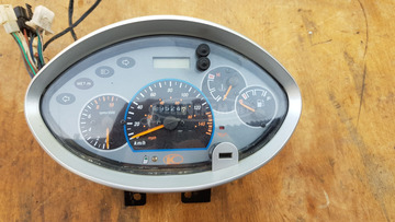 Kymco Grand Dink 125 - 150 km óra