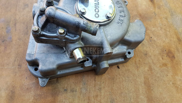 Kymco Grand Dink 250 gyújtásfedél vízpumpával