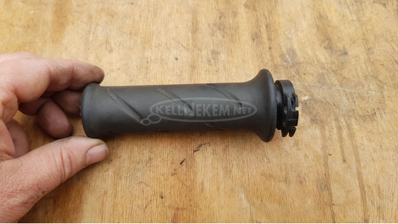 Peugeot Satelis 400 gázkar - 1/5