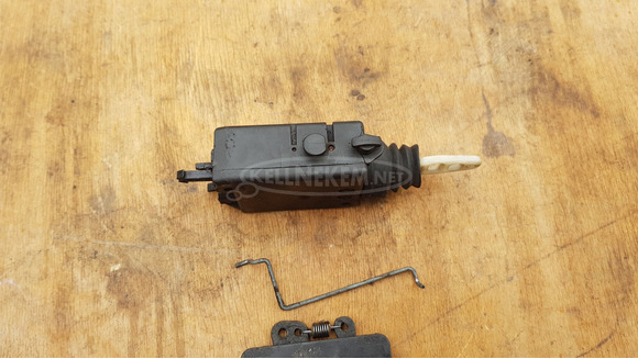 Peugeot Satelis 400 ülészár - 7/8