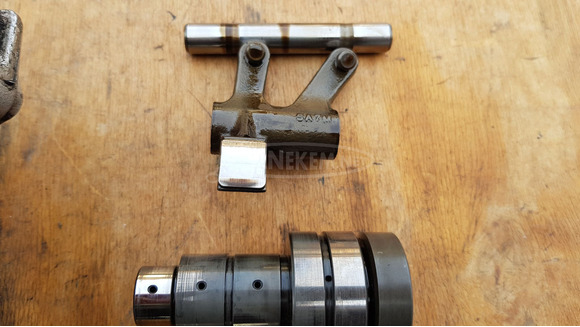 Peugeot Satelis 400 hengerfej - 2/10