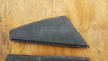 Peugeot Satelis 400 gumiszőnyeg pár hátsó